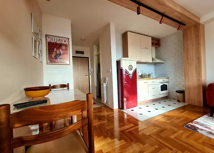 Lilly Dream Retro Back To 60s And 70s Apartment Sarajevo